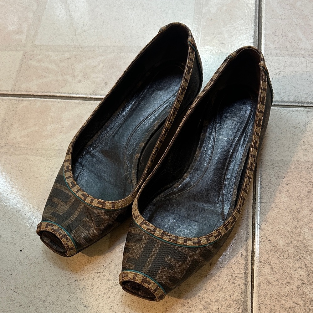 Fendi Peep Toe Flats